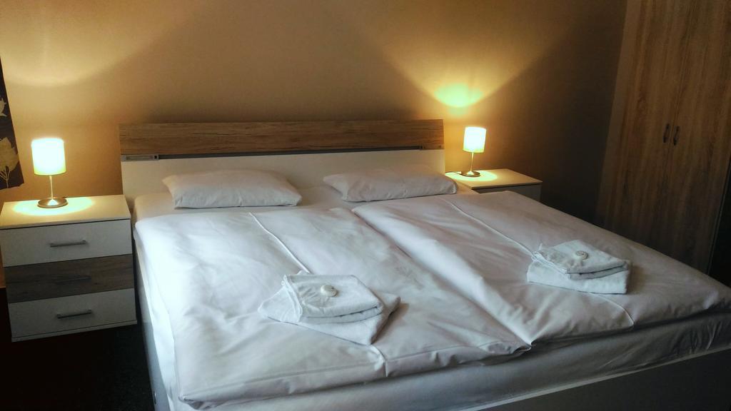 Penzion Marion Hotel Decin Kültér fotó